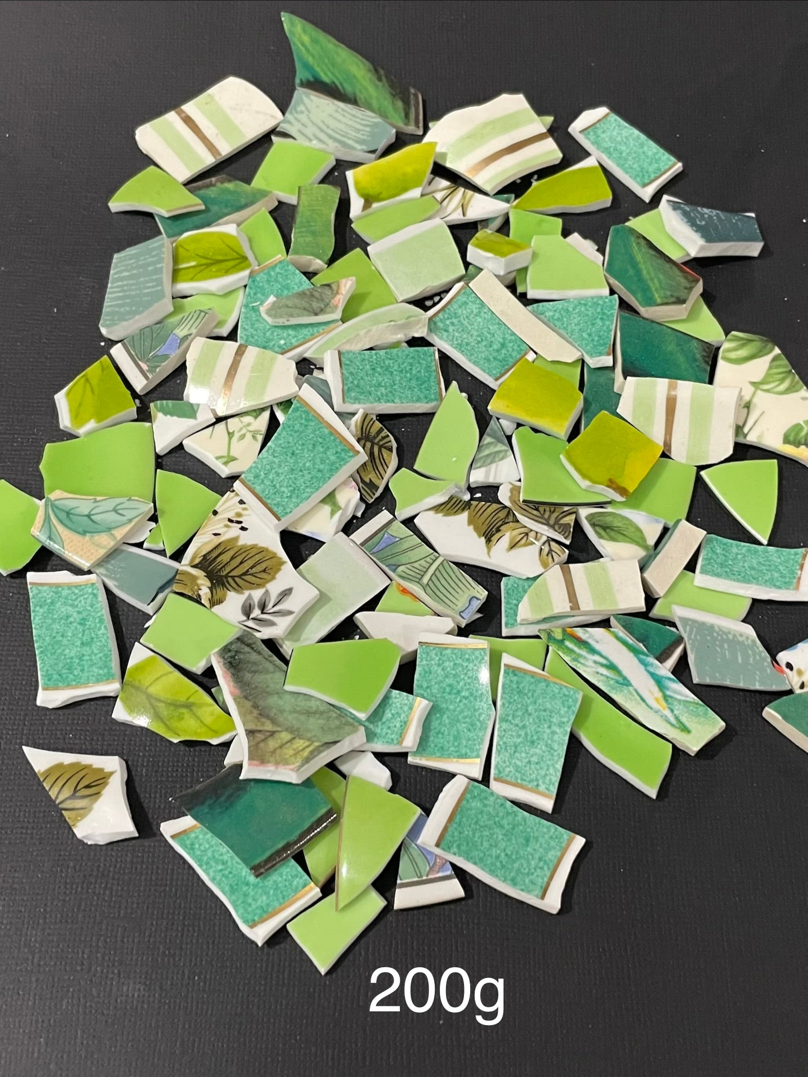 CROCKERY COLLECTION - GREEN