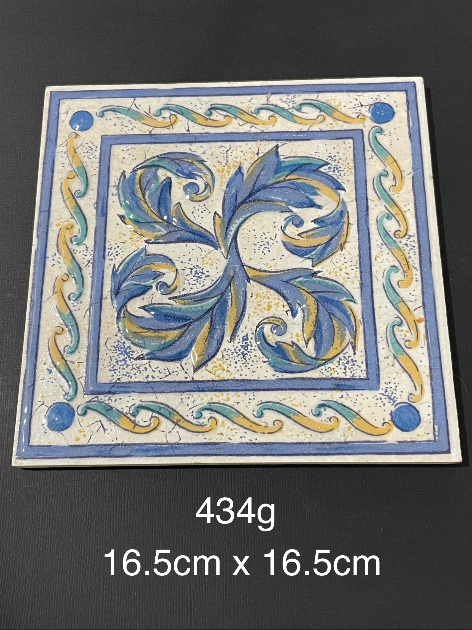 Baroque Vintage Tile