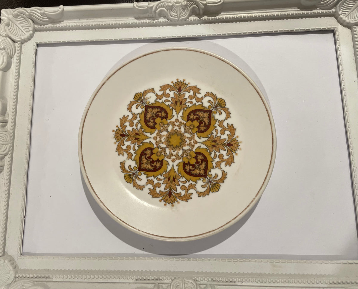 Whole Plate - Vintage Noritake Protea