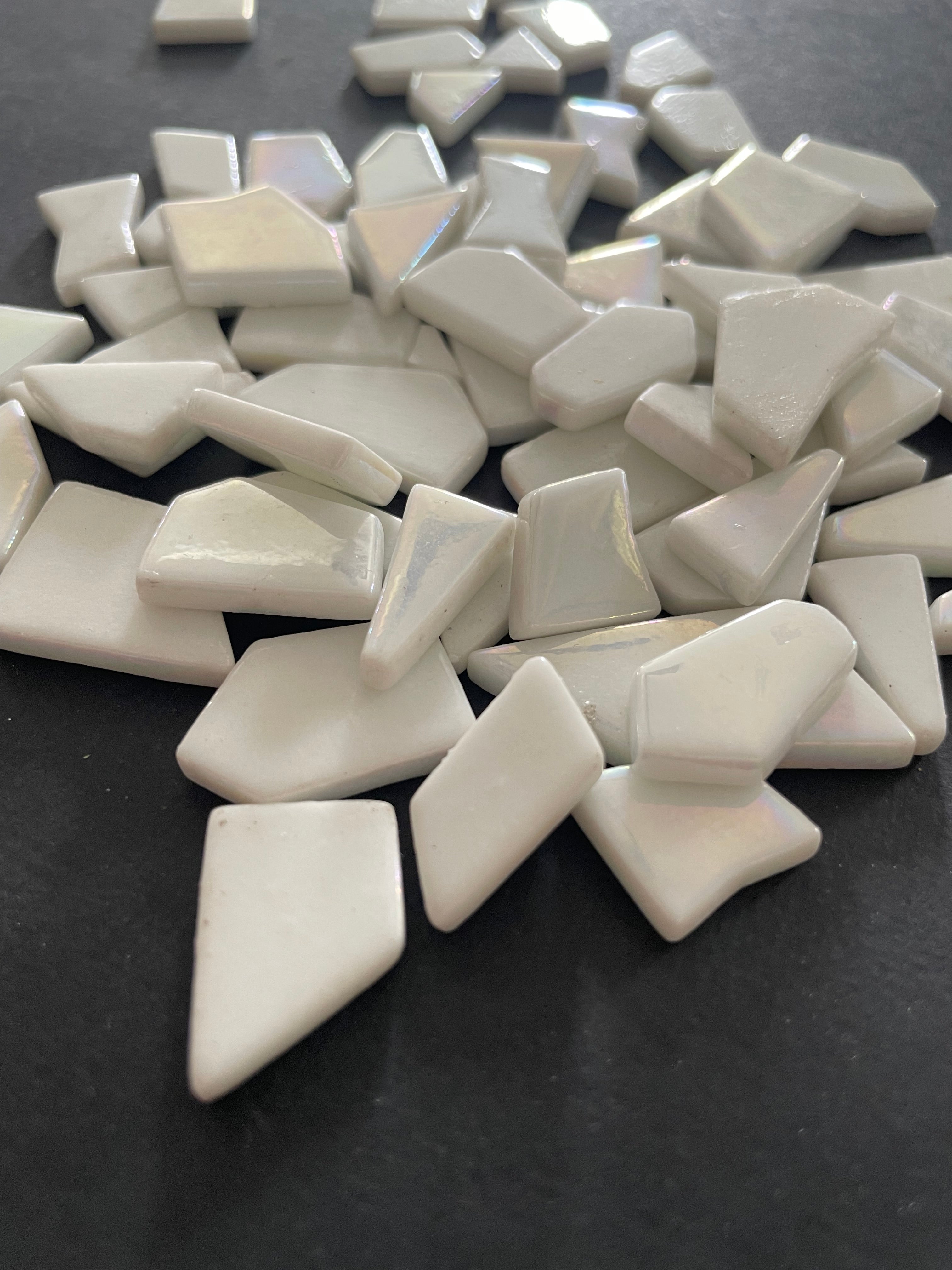 Puzzle Pieces - Iridised White