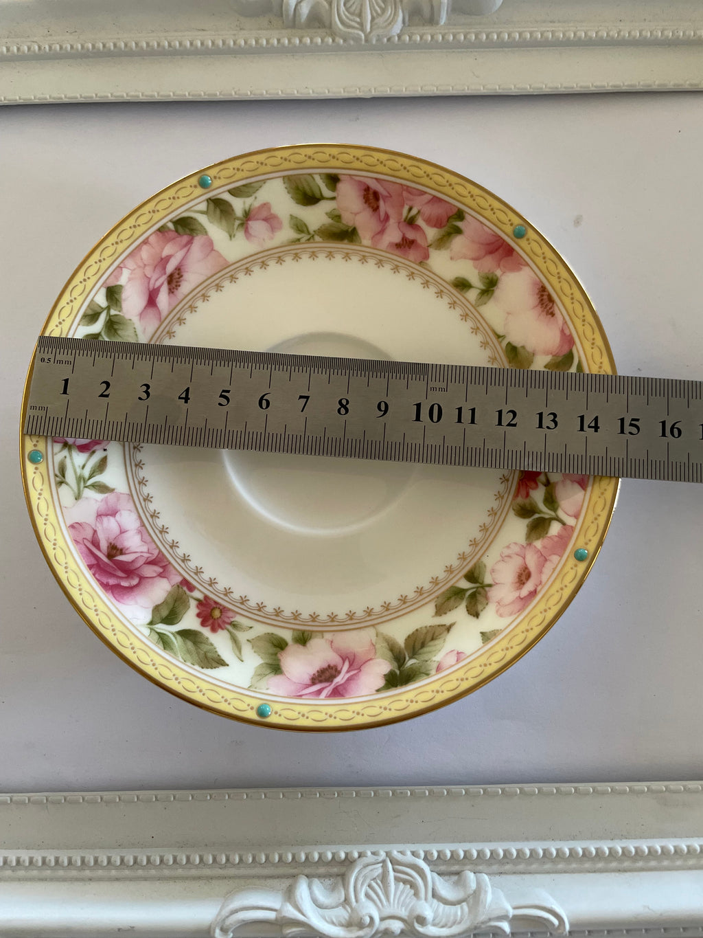 Whole Saucer - Noritake Hertford