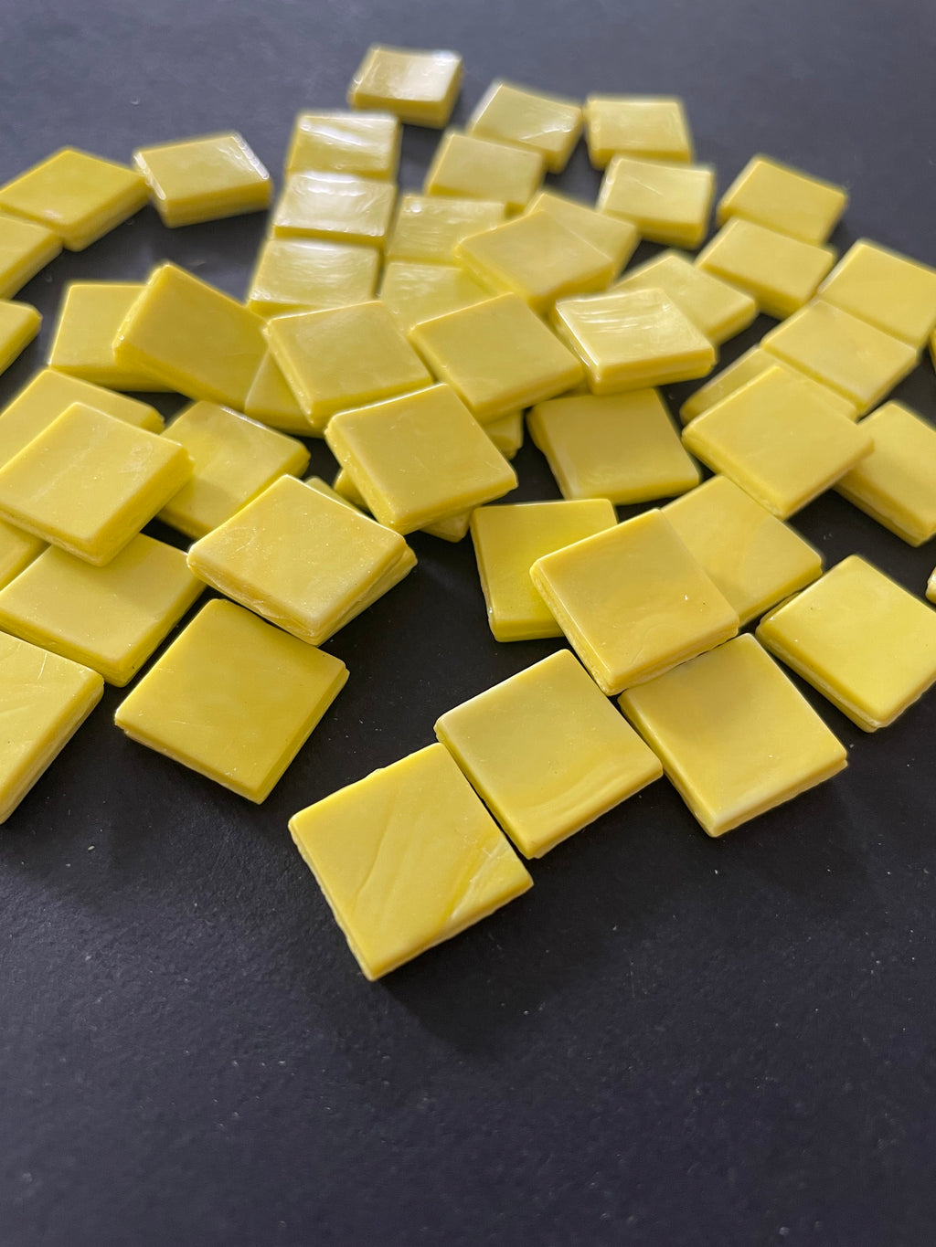 15mm Glass tiles - Yellow
