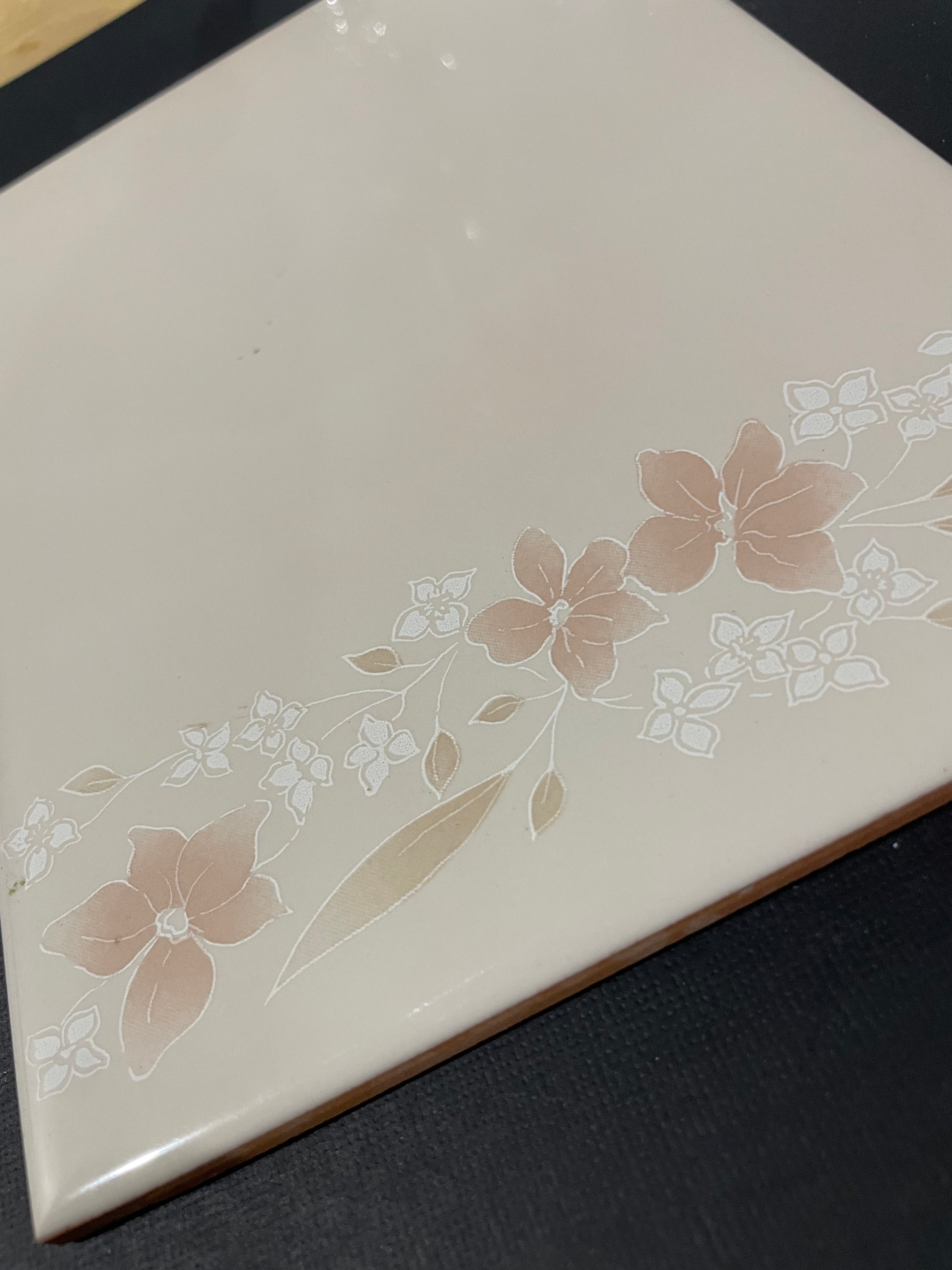 Vintage Floral Motif Tile