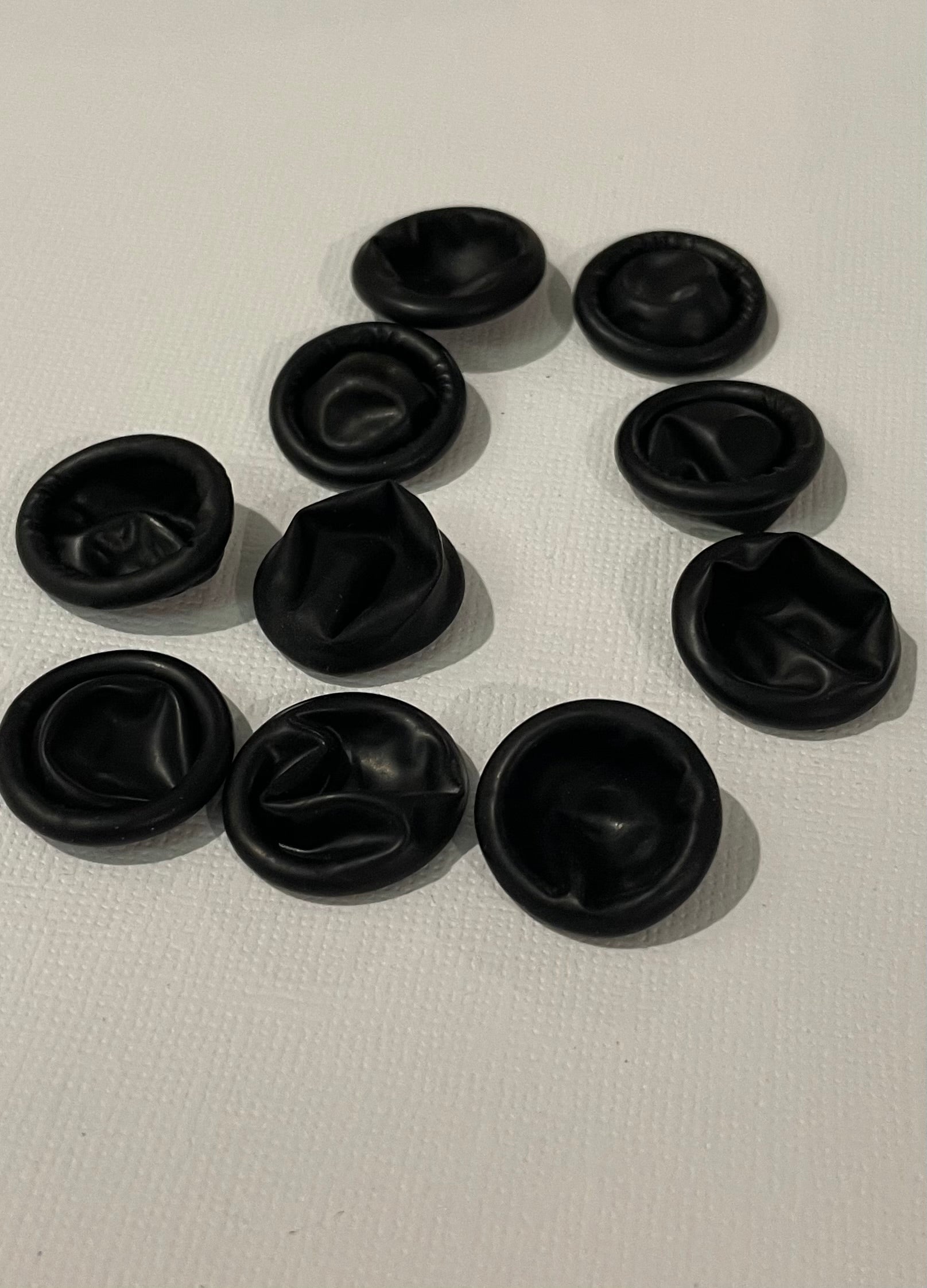 Fingertip protectors