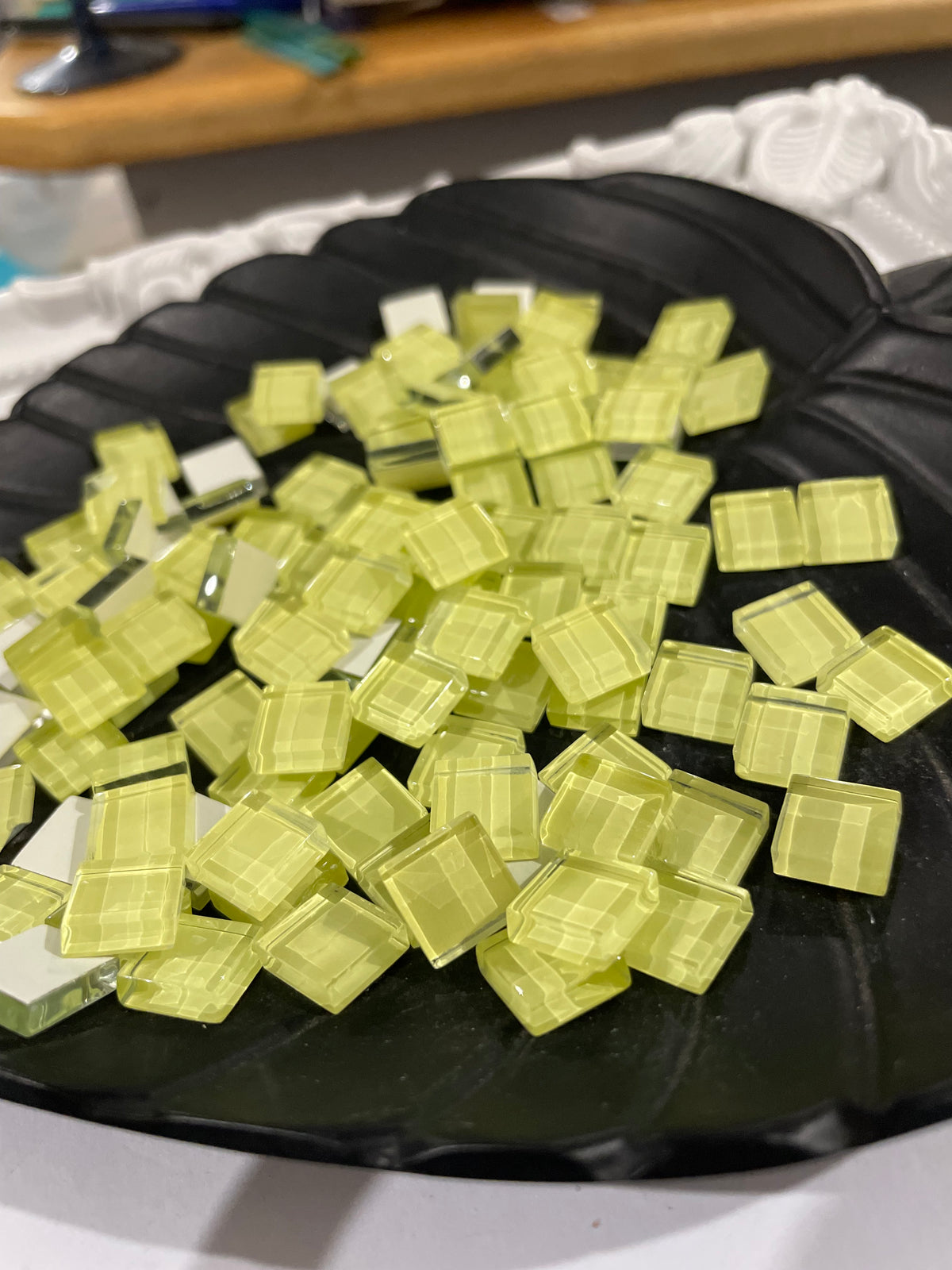 10mm Crystal Squares - Lemon Yellow