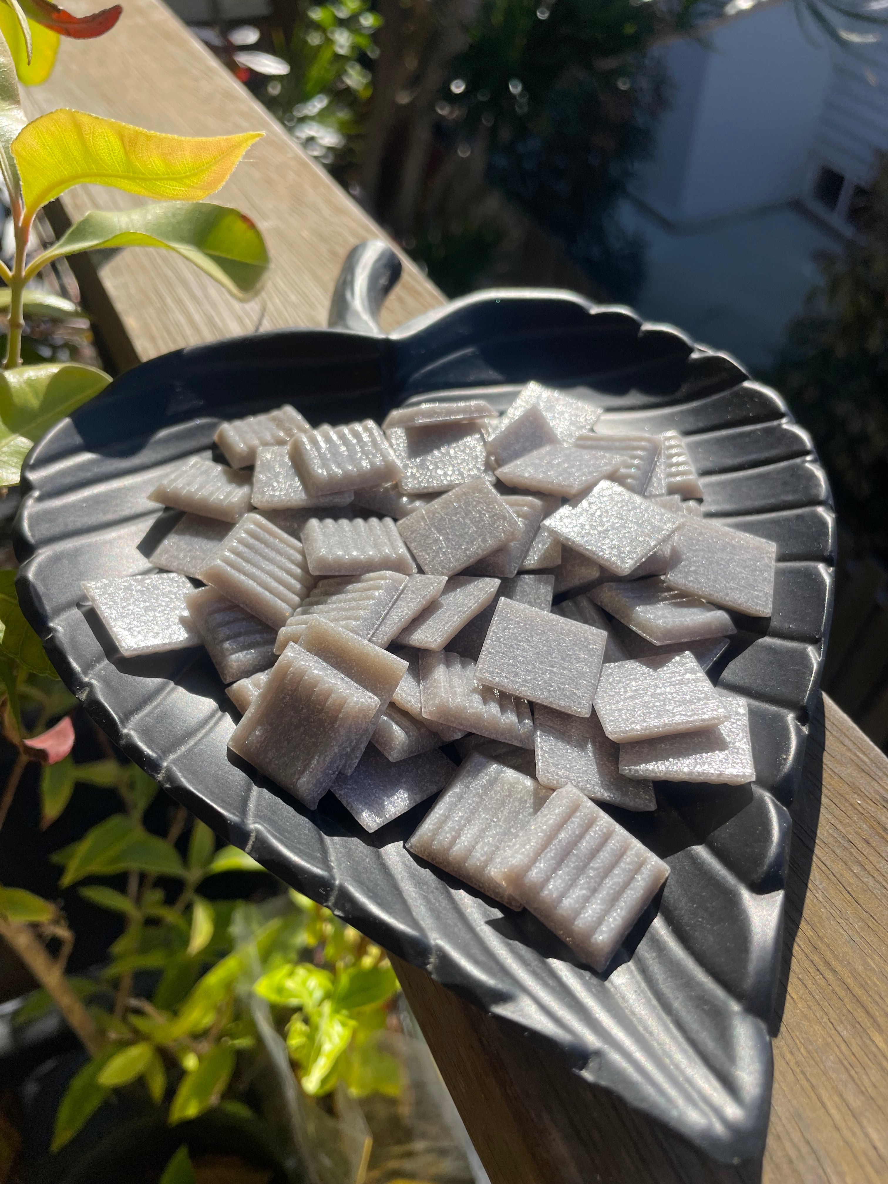 Bulk 1kg - 20mm - Lambs Ear