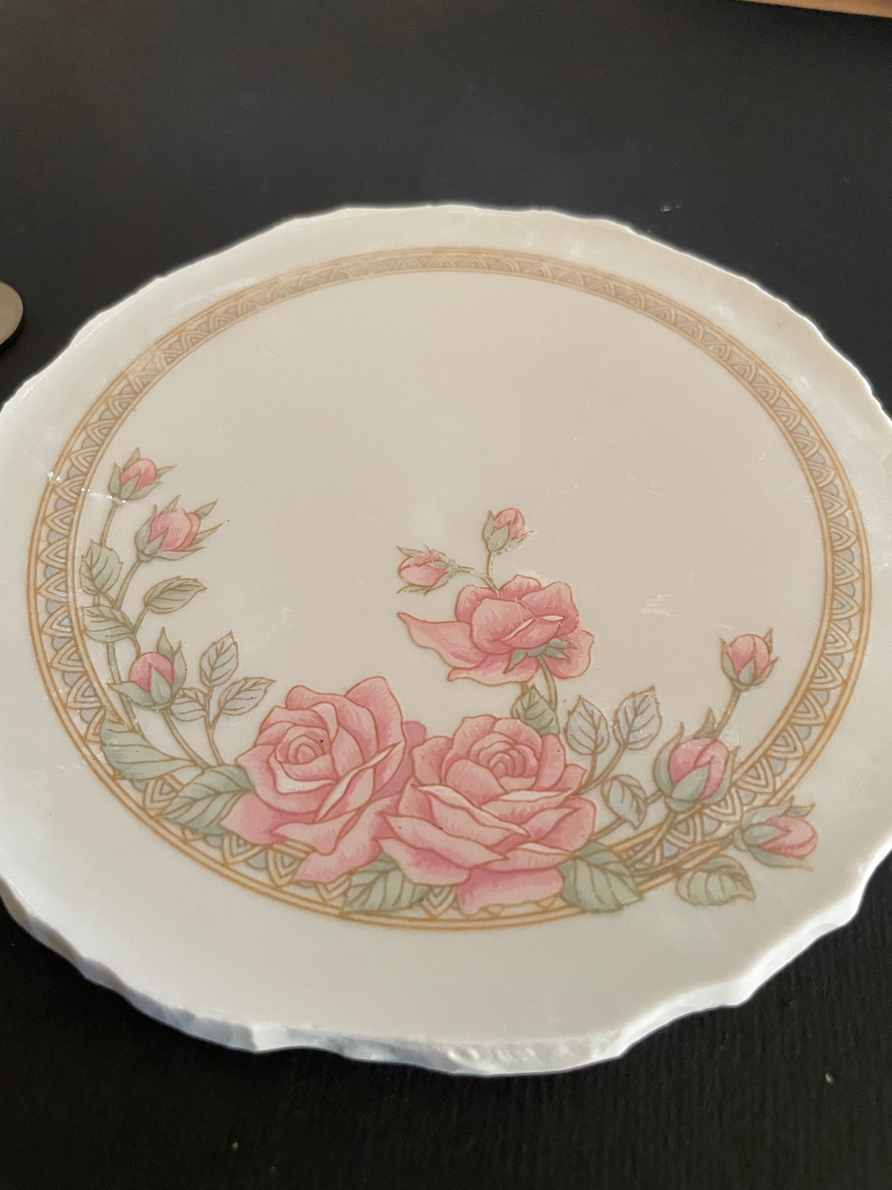 Plate Round - Roses