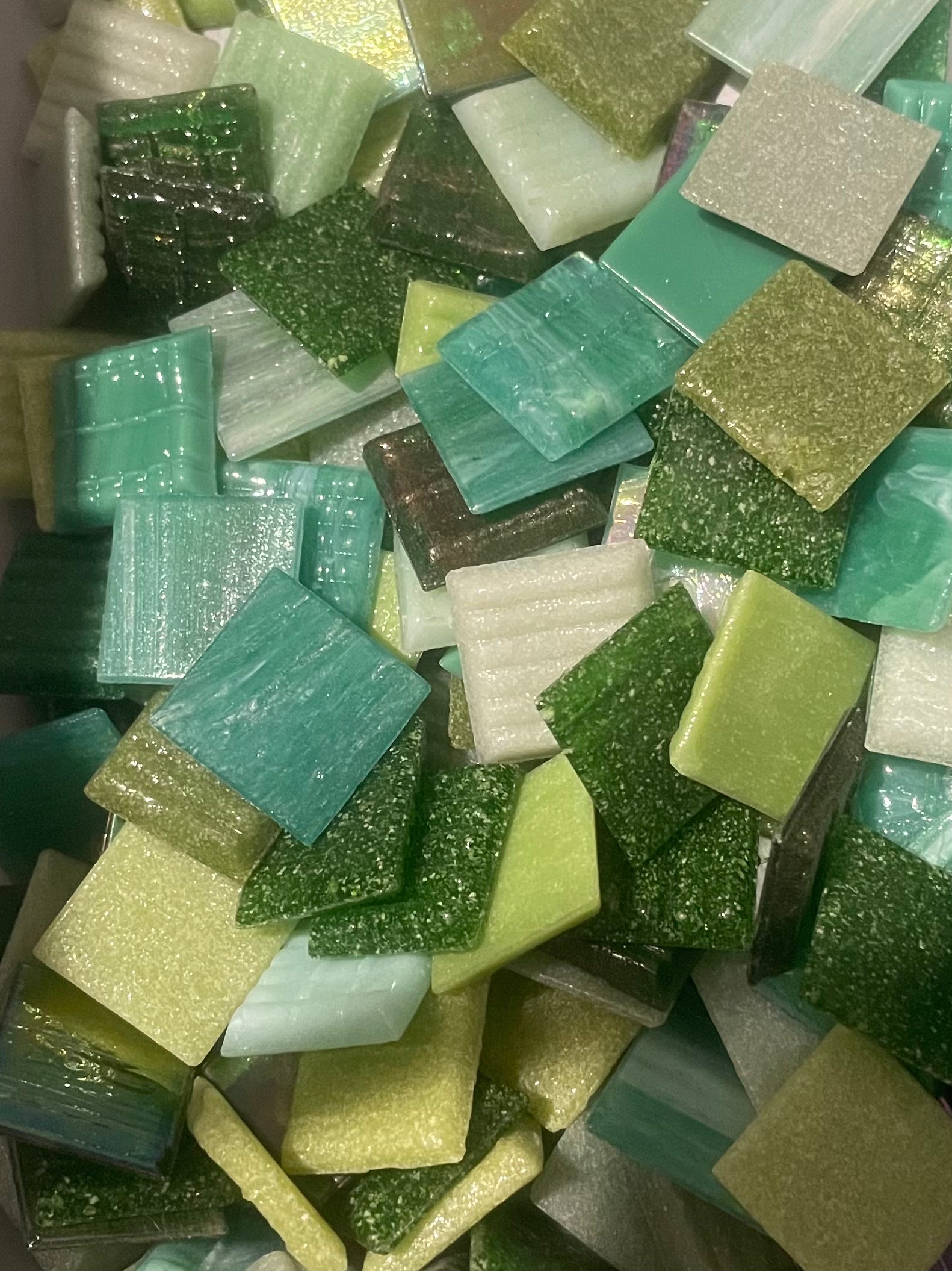 Free Tiles 20mm - Green Mix