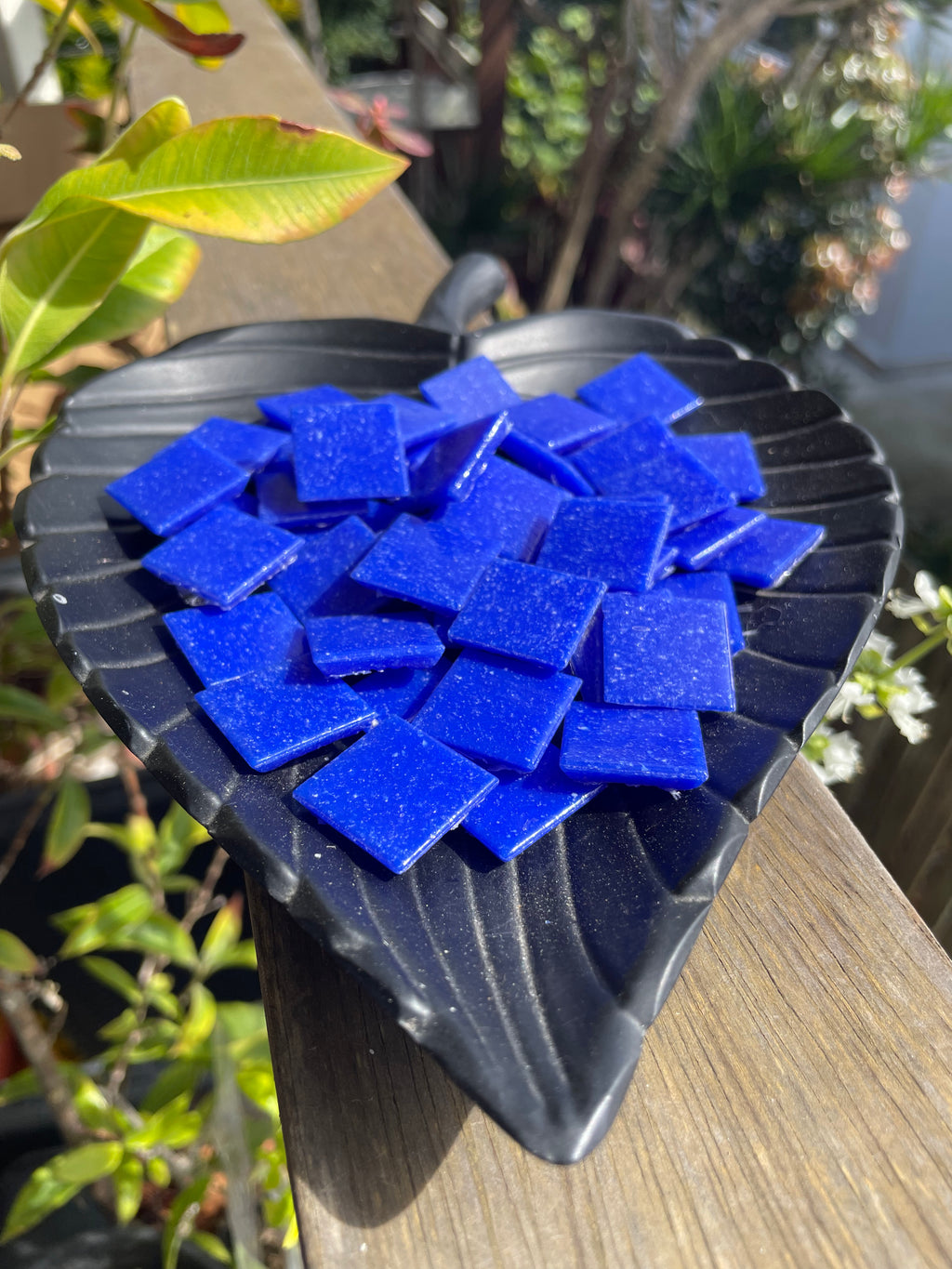 Bulk 1kg - 20mm - Peacock Speckle
