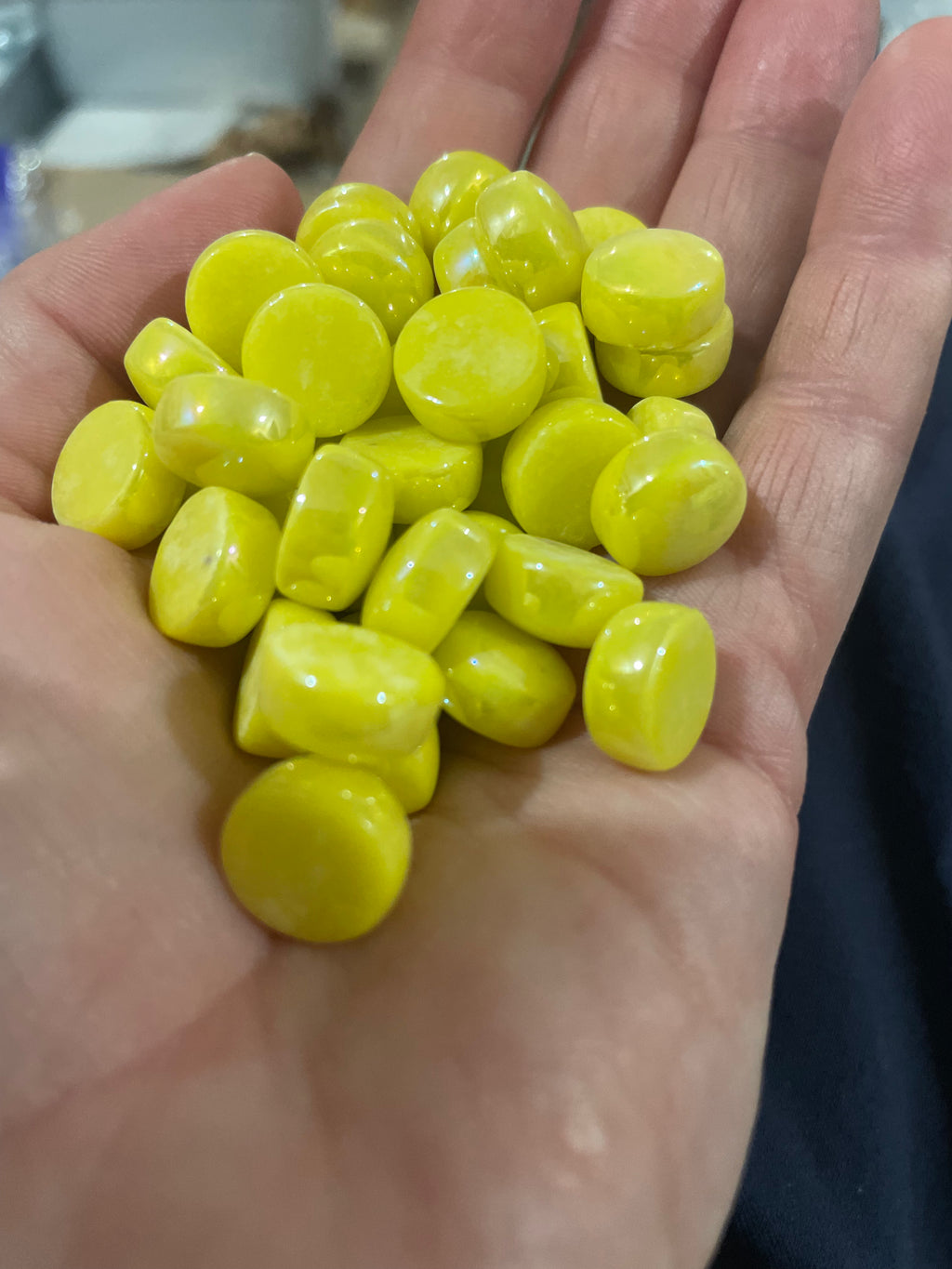 Iridised Domed Rounds - Opal Yellow